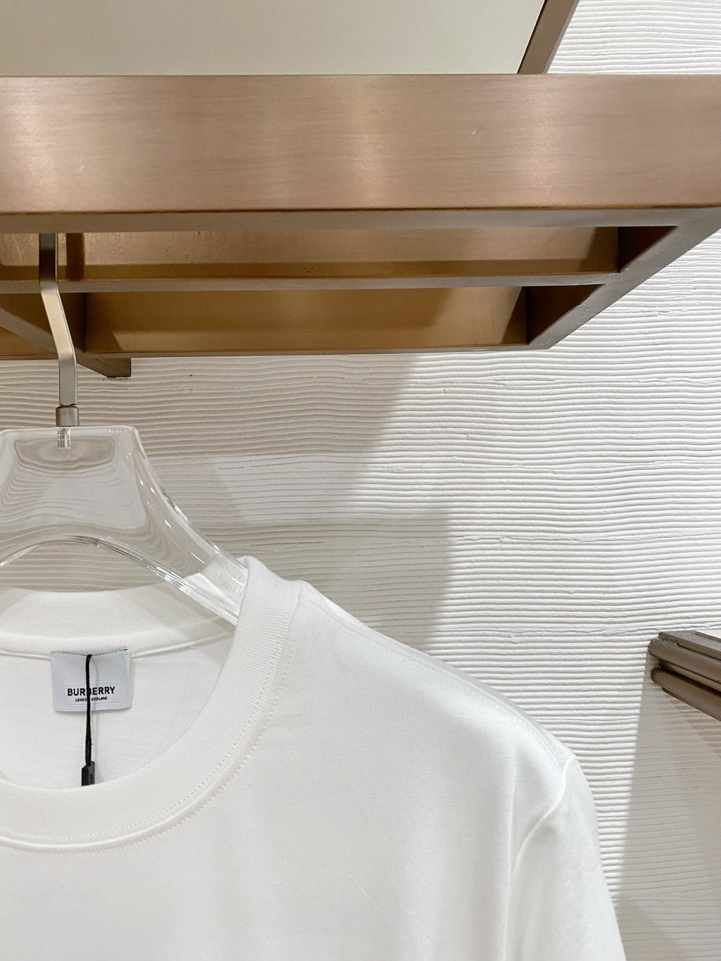 BURBERRY - T-shirt