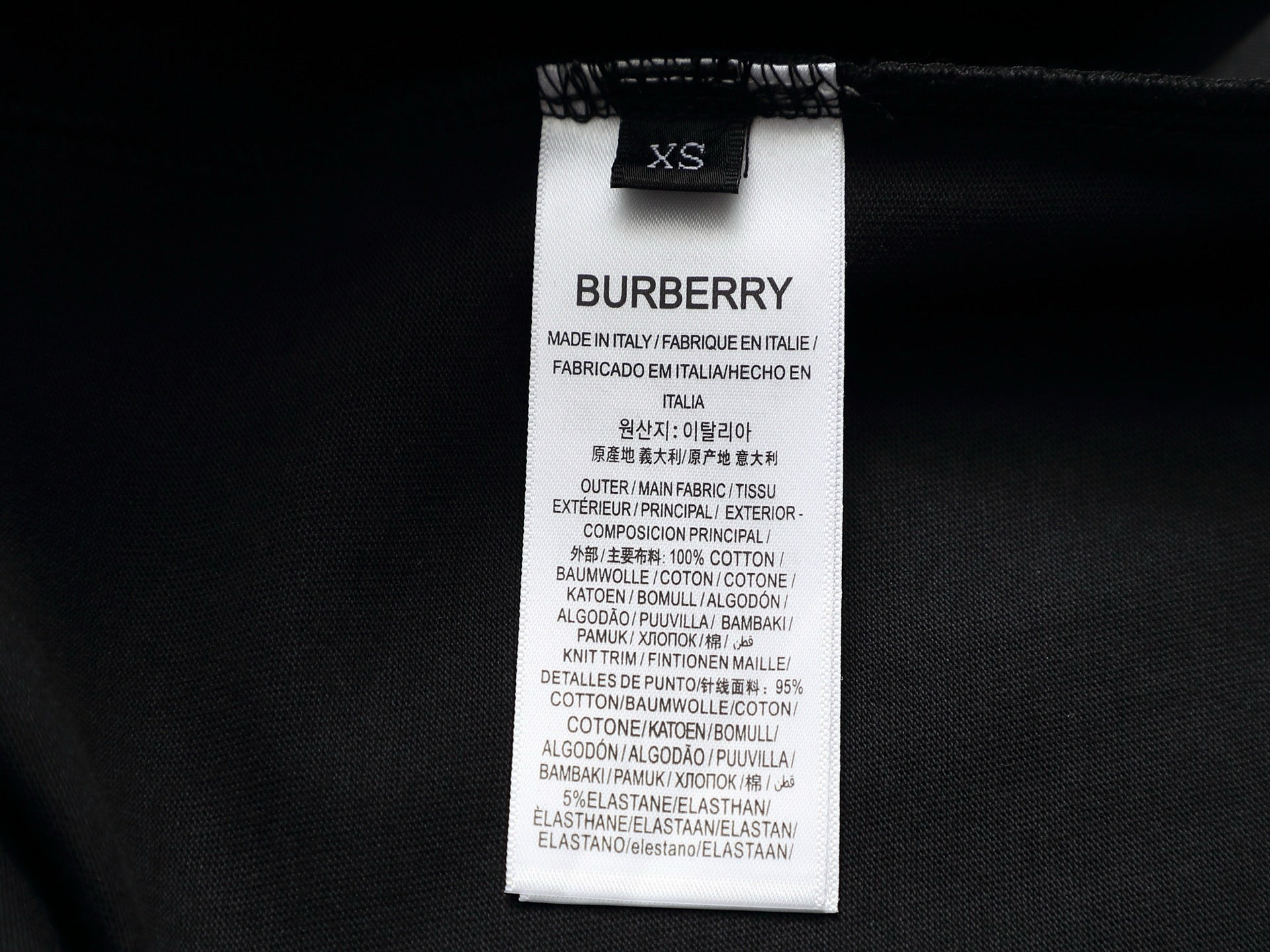 BURBERRY - T-shirt