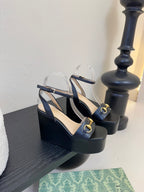 GUCCI - Platform leather