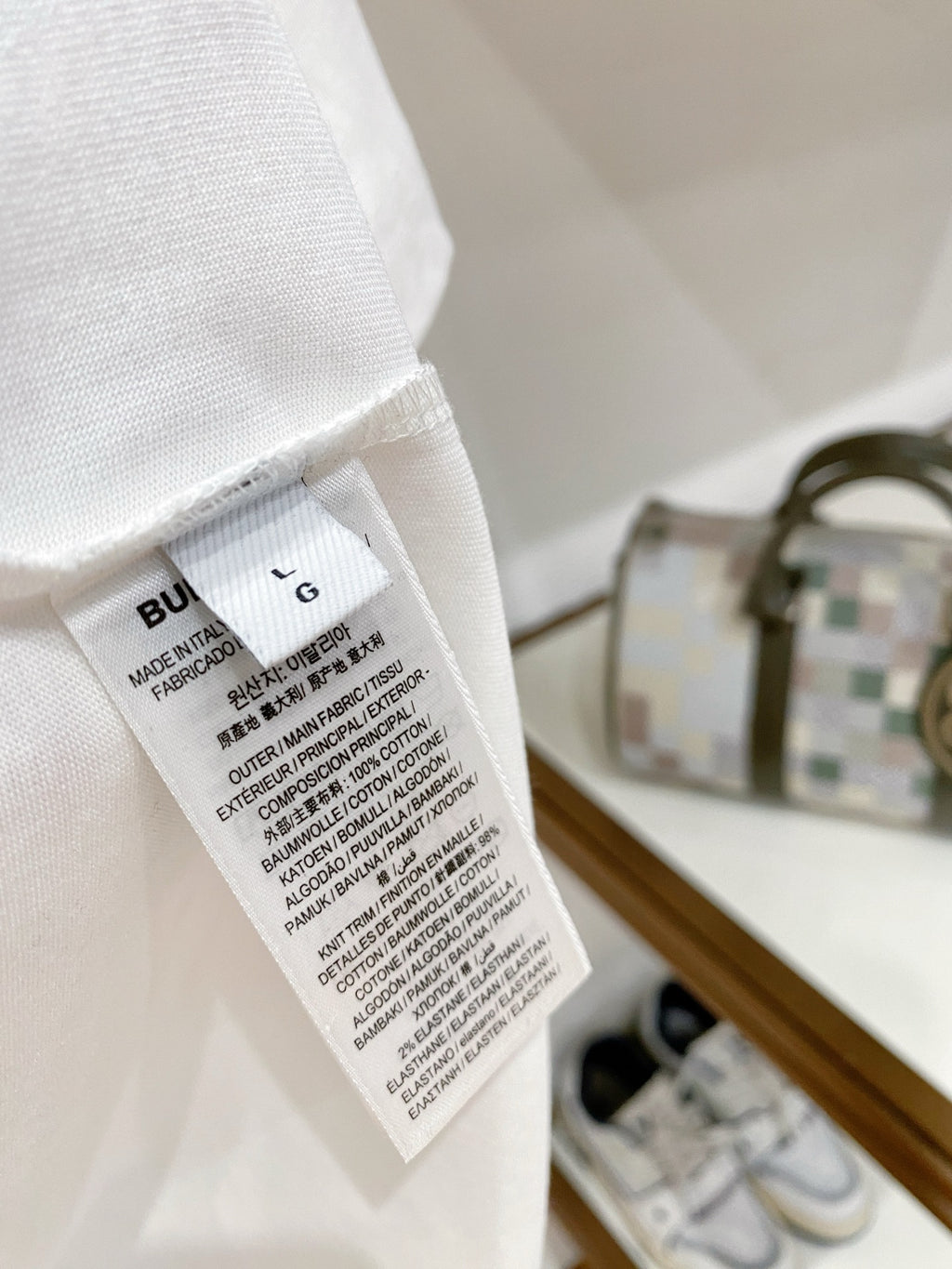 BURBERRY - T-shirt