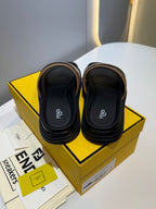 FENDI - Diagonal Slides